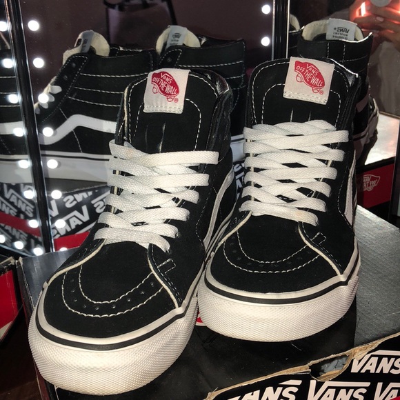 High Top VANS - Picture 3 of 7